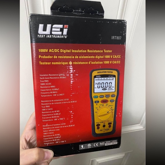 New in Box 1000V AC/DC Advanced Insulation Resistance Tester - Picture 2 of 3